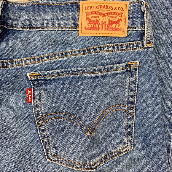 levi's 415 relaxed bootcut jeans